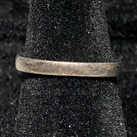 Sterling Silver Cubic Zirconia Engagement Ring With 7 Faceted Stones Stamped 925 - Picture 8 of 16